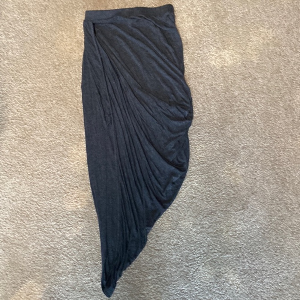 Asymmetrical gray skirt